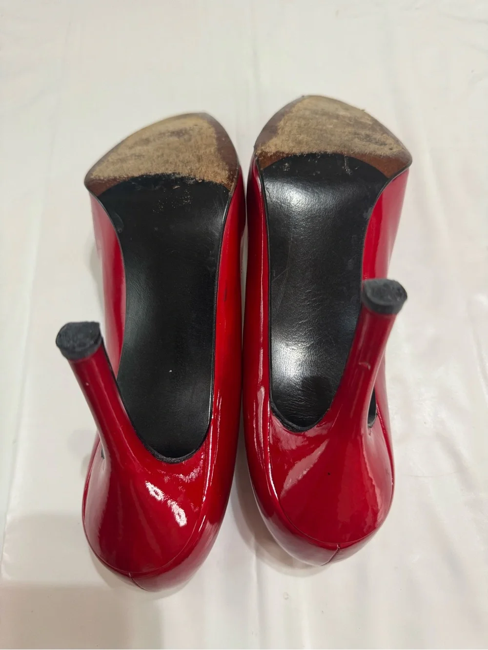 Vintage Stuart Weitzman Red Patent Pointed-Toe Stilettos size 9AA